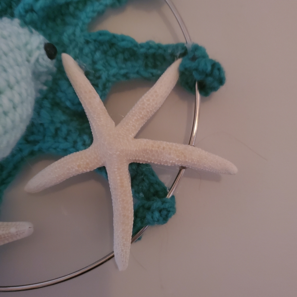 Handmade Crochet Sea Star Wall Hanging in Teal and Light Blue - Picture 4 of 11
